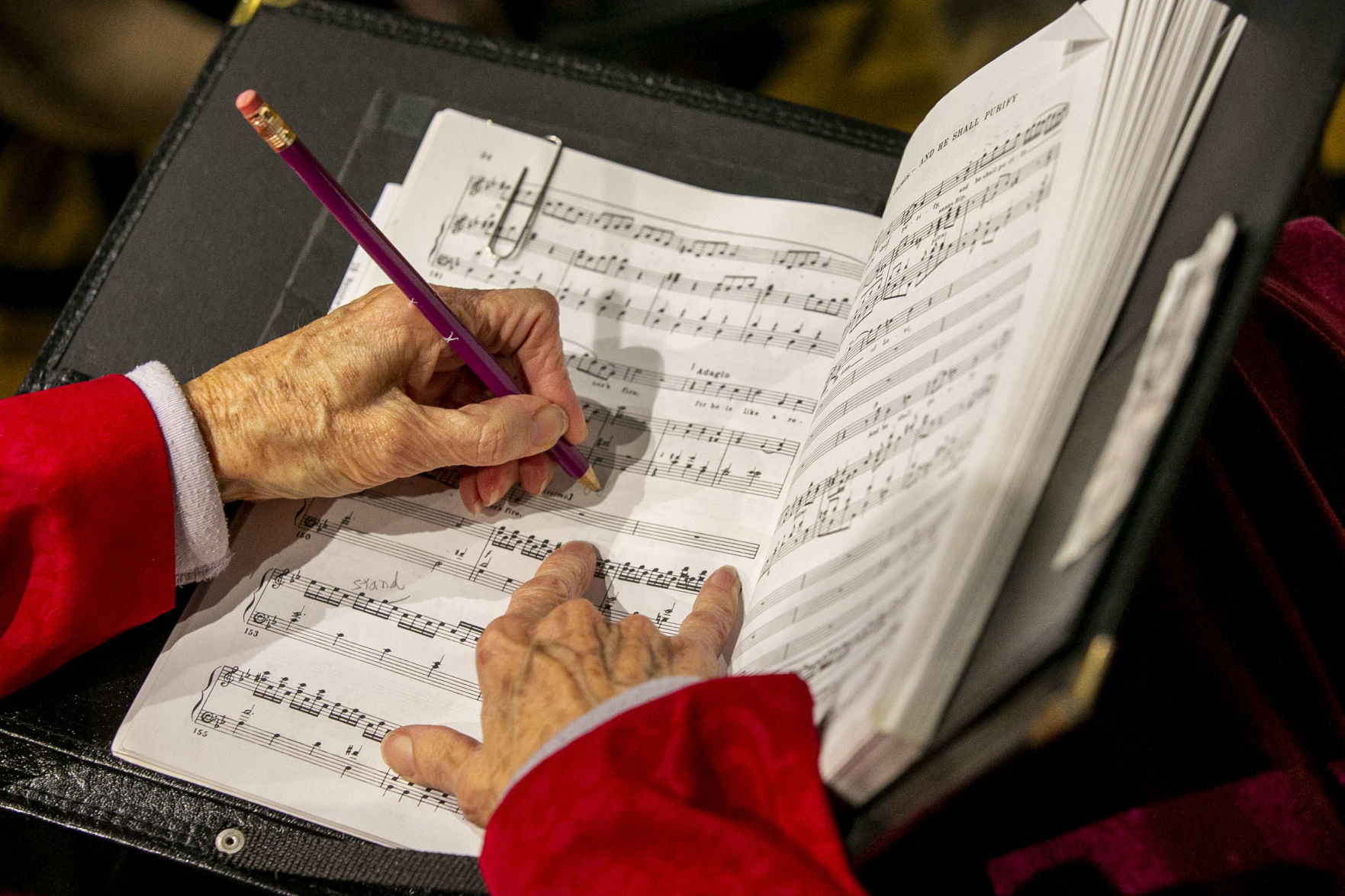 Choral Society of Greensboro rehearses "Messiah"